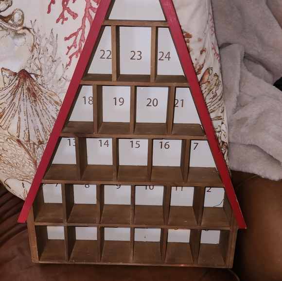 William and Sonoma Rustic and Charming Wooden Cubbied Cottage Advent Calendar - Picture 2 of 5